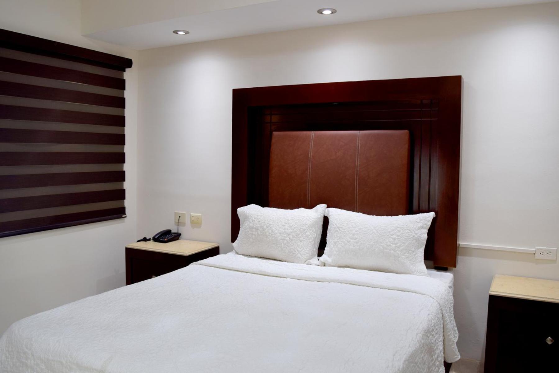 Hotel San Ignacio Inn Torreón Zewnętrze zdjęcie
